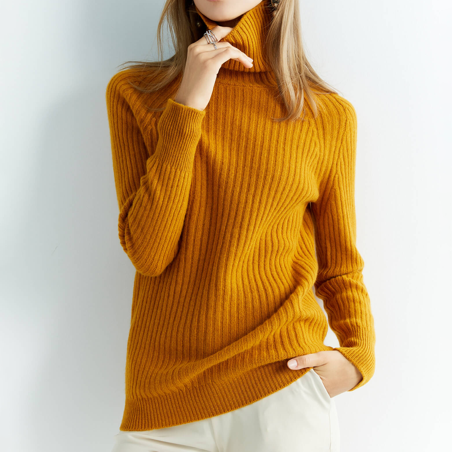 Lucimara Amma Elegant Wool Sweater