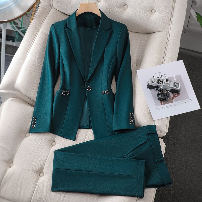 L'Aurablend™️ Elegant Blazer Set